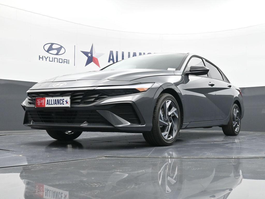 new 2025 Hyundai ELANTRA HEV car, priced at $26,321