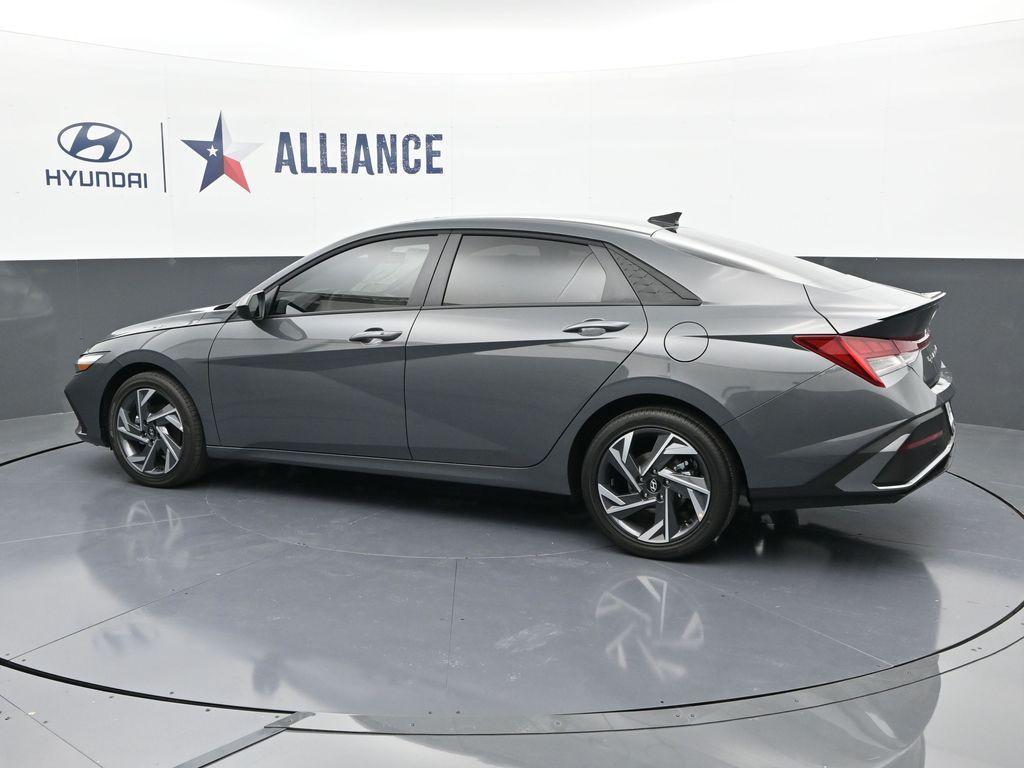 new 2025 Hyundai ELANTRA HEV car, priced at $26,321