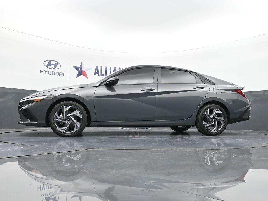 new 2025 Hyundai ELANTRA HEV car, priced at $26,321