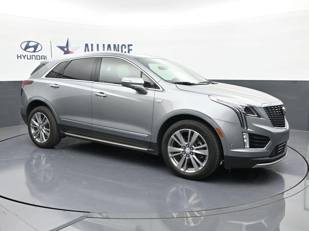 used 2024 Cadillac XT5 car
