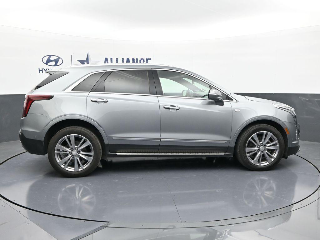 used 2024 Cadillac XT5 car