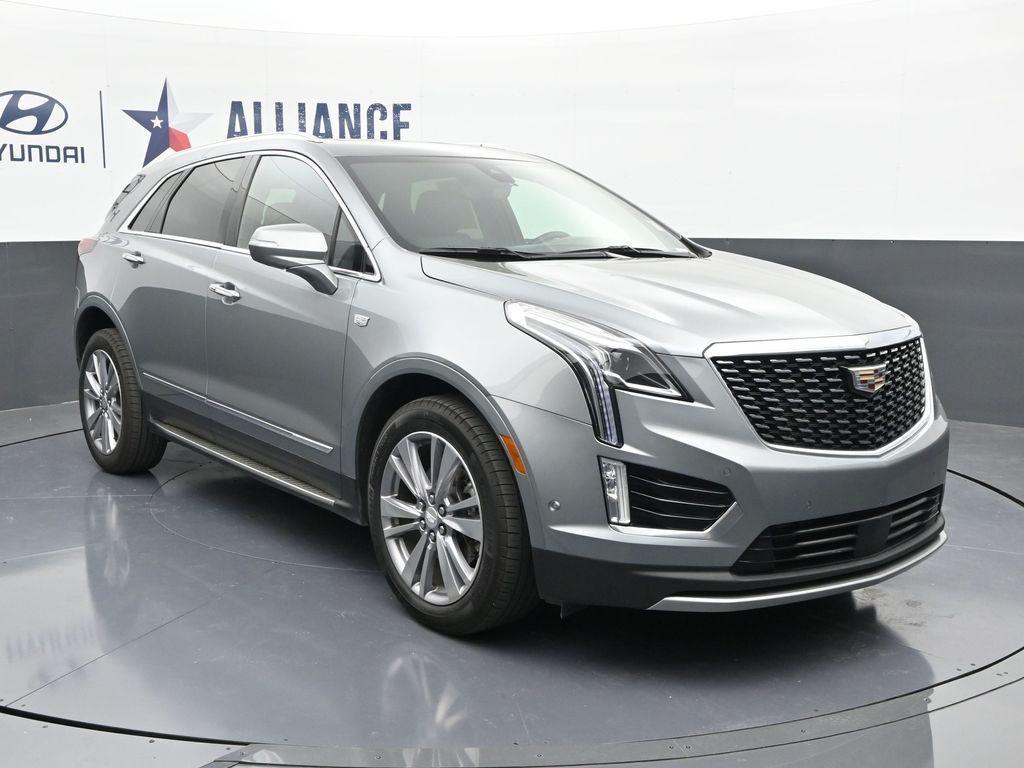 used 2024 Cadillac XT5 car