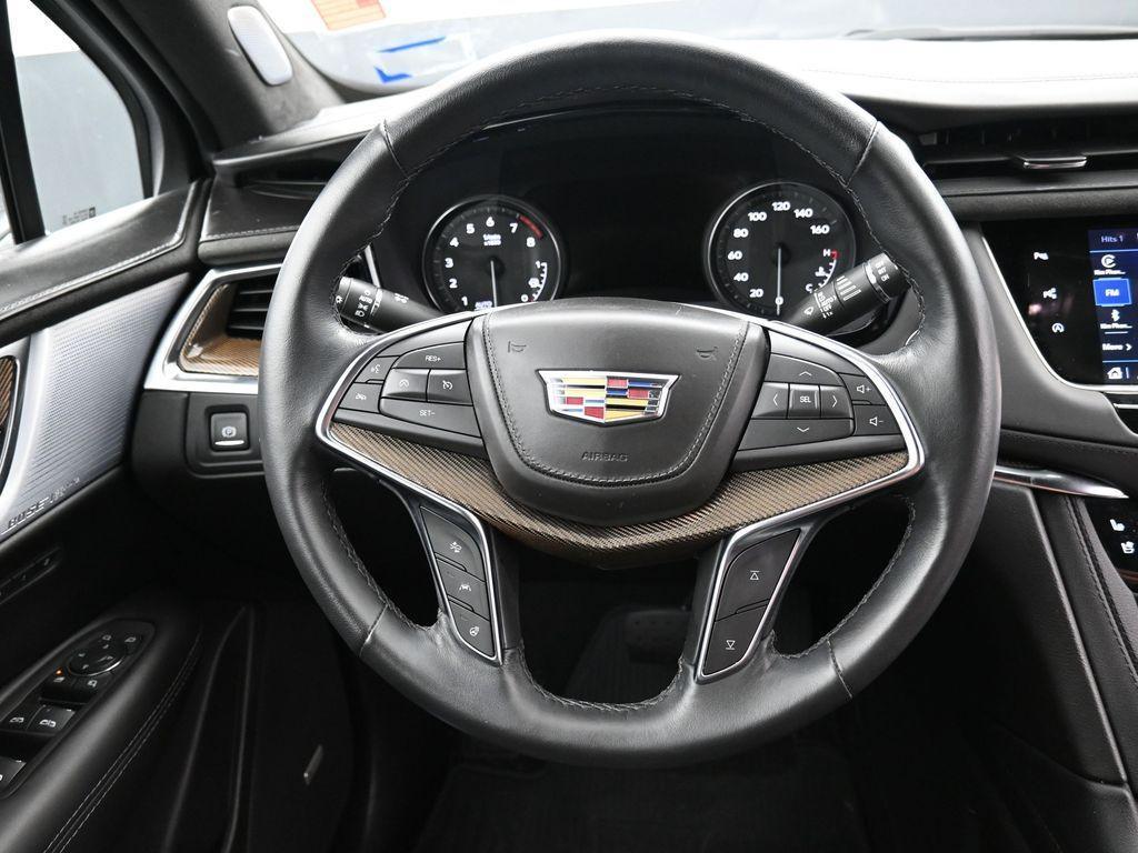 used 2024 Cadillac XT5 car