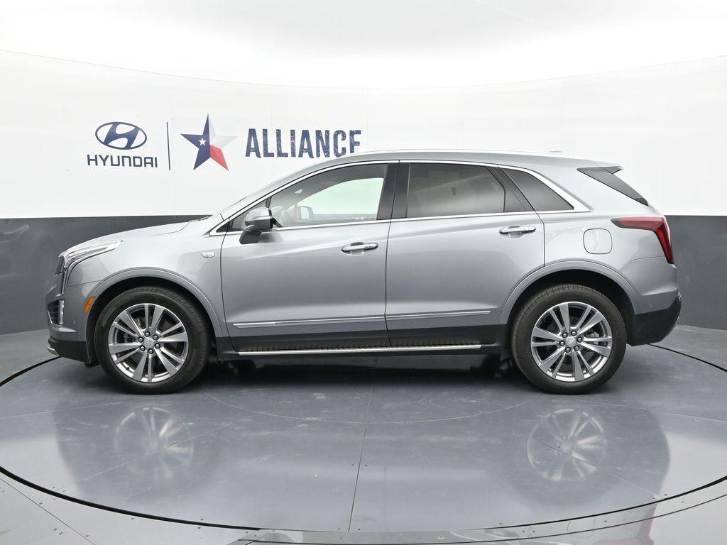 used 2024 Cadillac XT5 car
