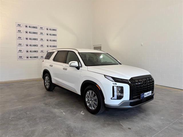 new 2025 Hyundai Palisade car, priced at $39,905