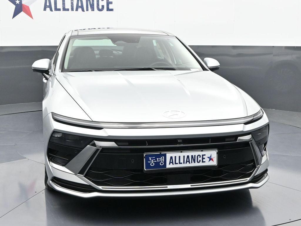 new 2025 Hyundai Sonata Hybrid car, priced at $35,521