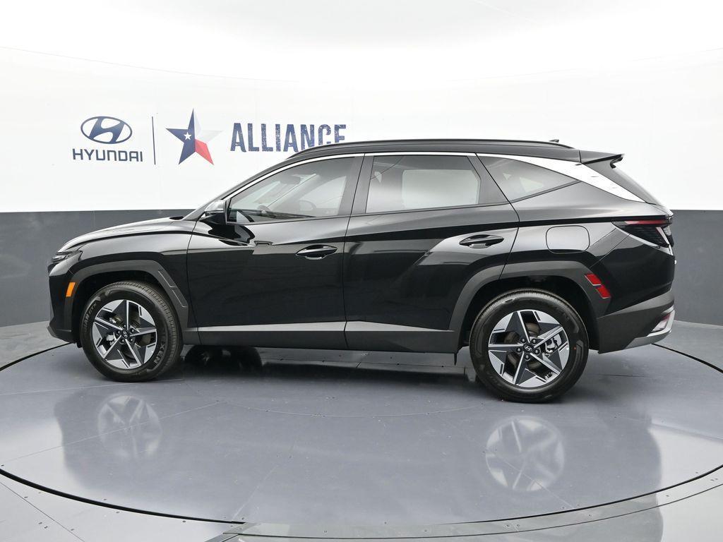 new 2025 Hyundai TUCSON Hybrid car, priced at $35,088