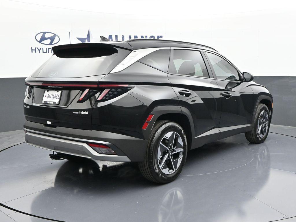 new 2025 Hyundai TUCSON Hybrid car, priced at $35,088