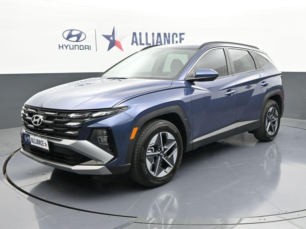 new 2025 Hyundai Tucson car, priced at $28,000