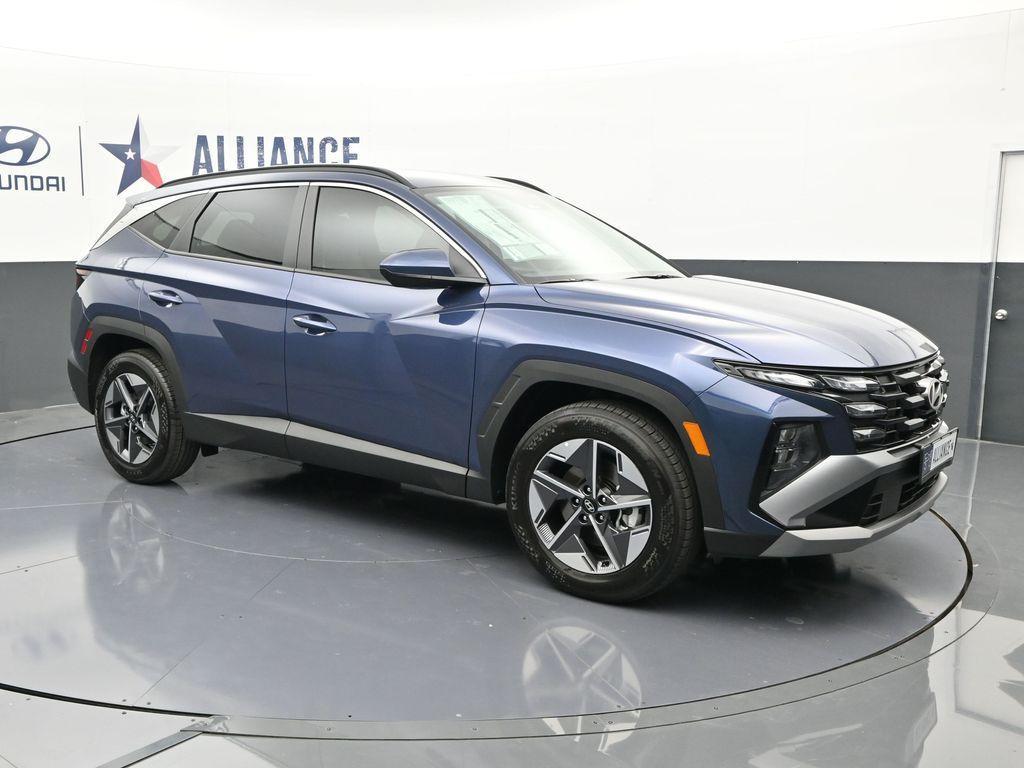 new 2025 Hyundai Tucson car, priced at $28,000