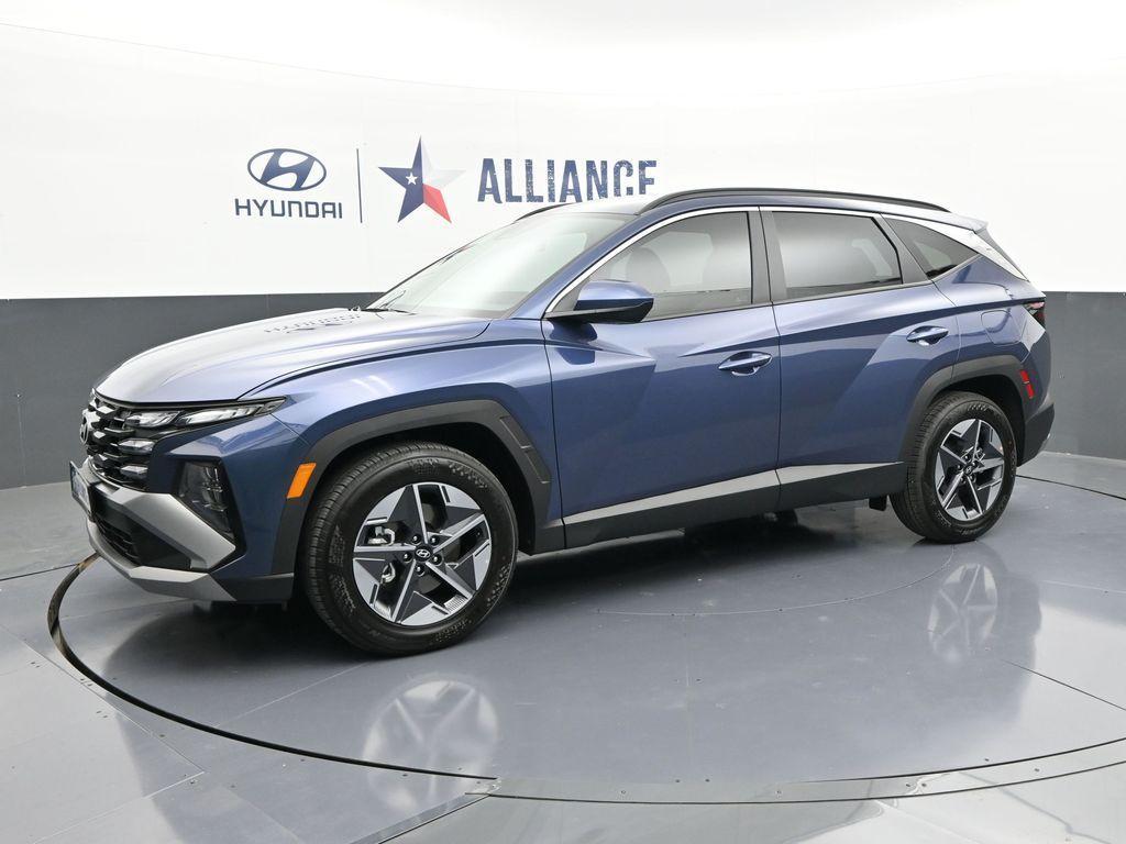 new 2025 Hyundai Tucson car, priced at $28,000