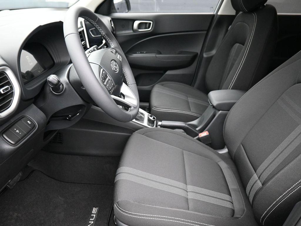 new 2025 Hyundai Venue car, priced at $22,604