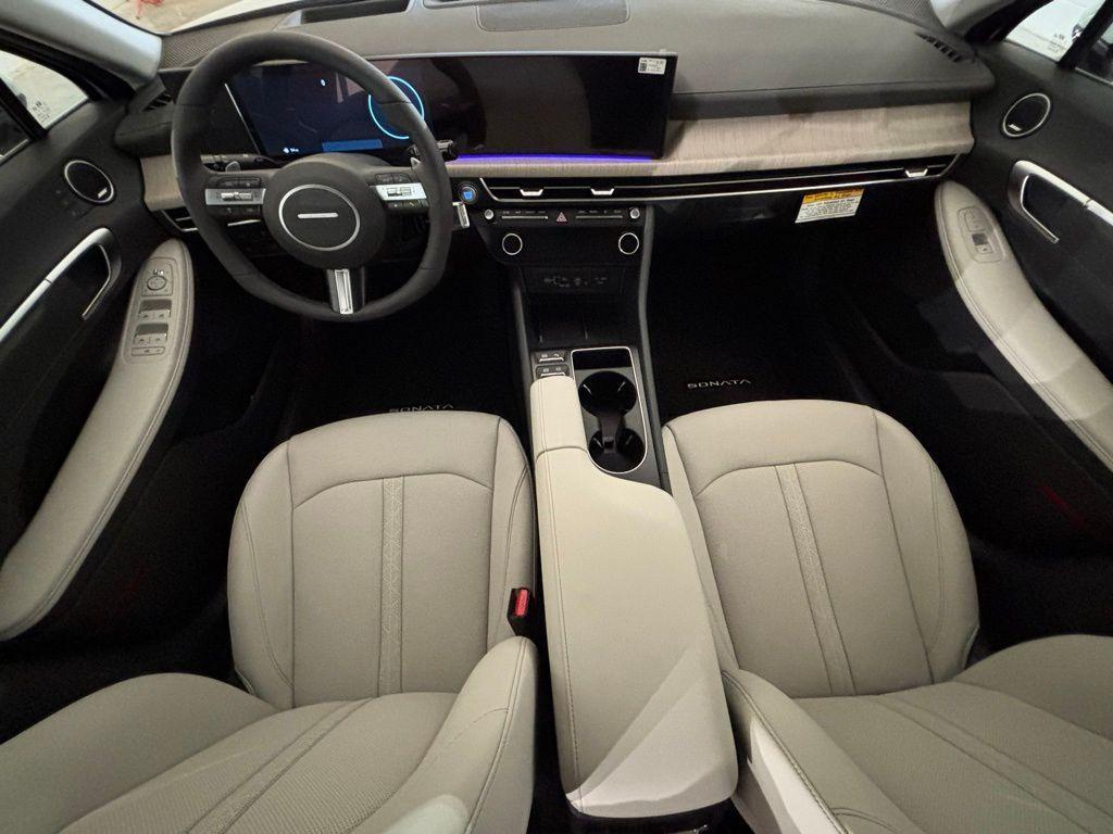 new 2025 Hyundai Sonata Hybrid car, priced at $36,006