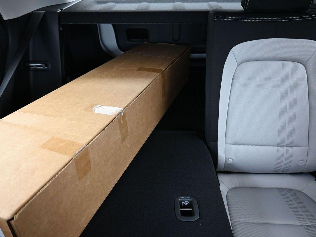 new 2025 Hyundai Venue car, priced at $22,604