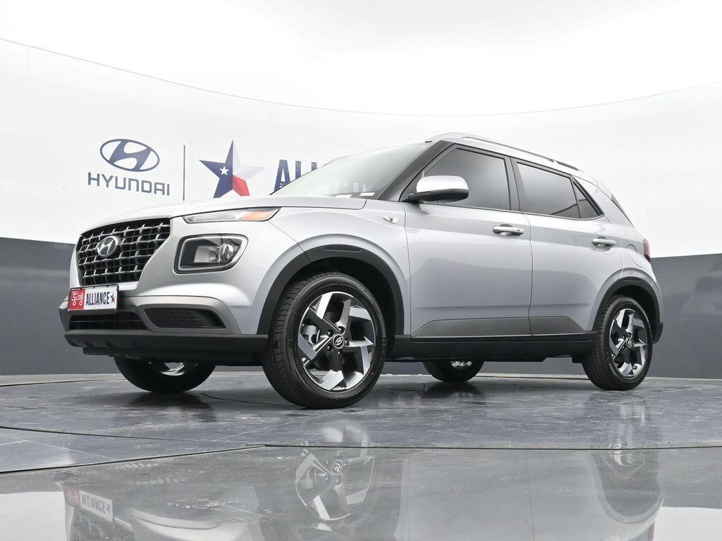 new 2025 Hyundai Venue car, priced at $22,604
