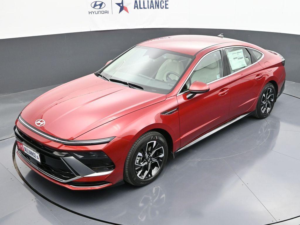 new 2025 Hyundai Sonata car, priced at $29,085