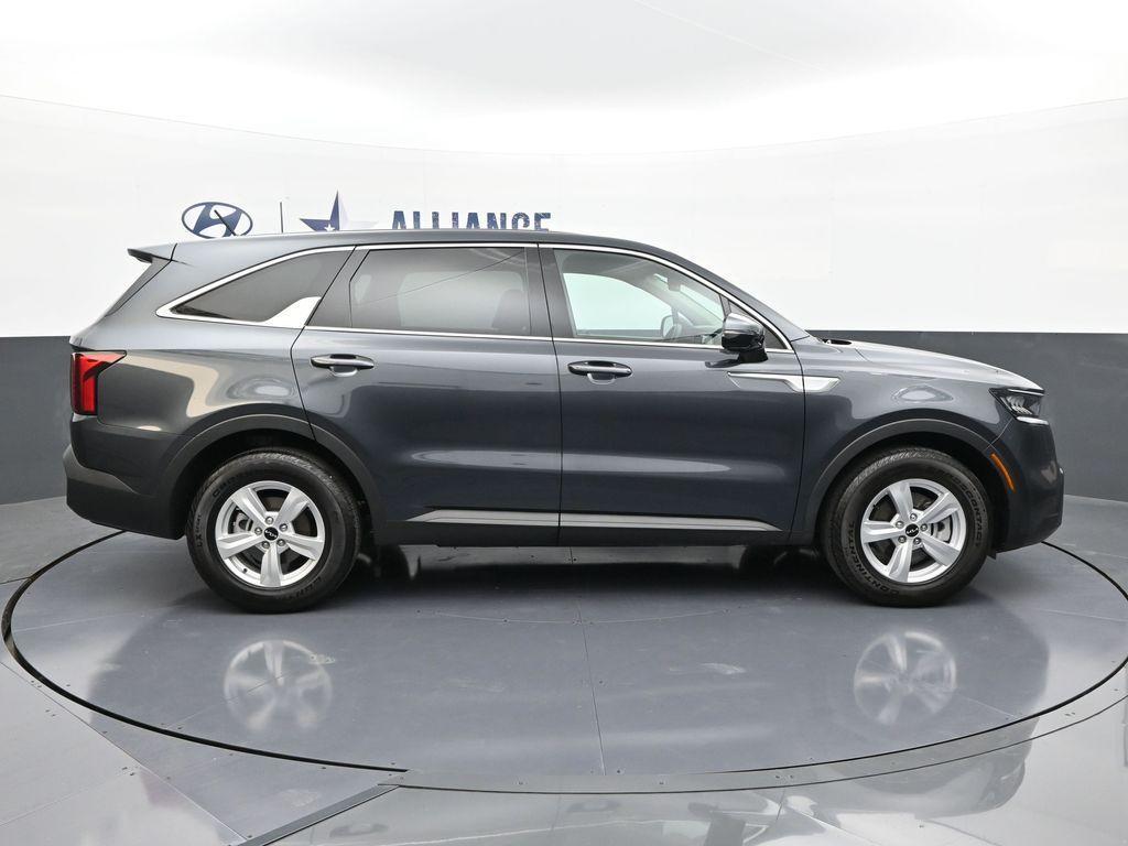 used 2023 Kia Sorento car, priced at $23,576