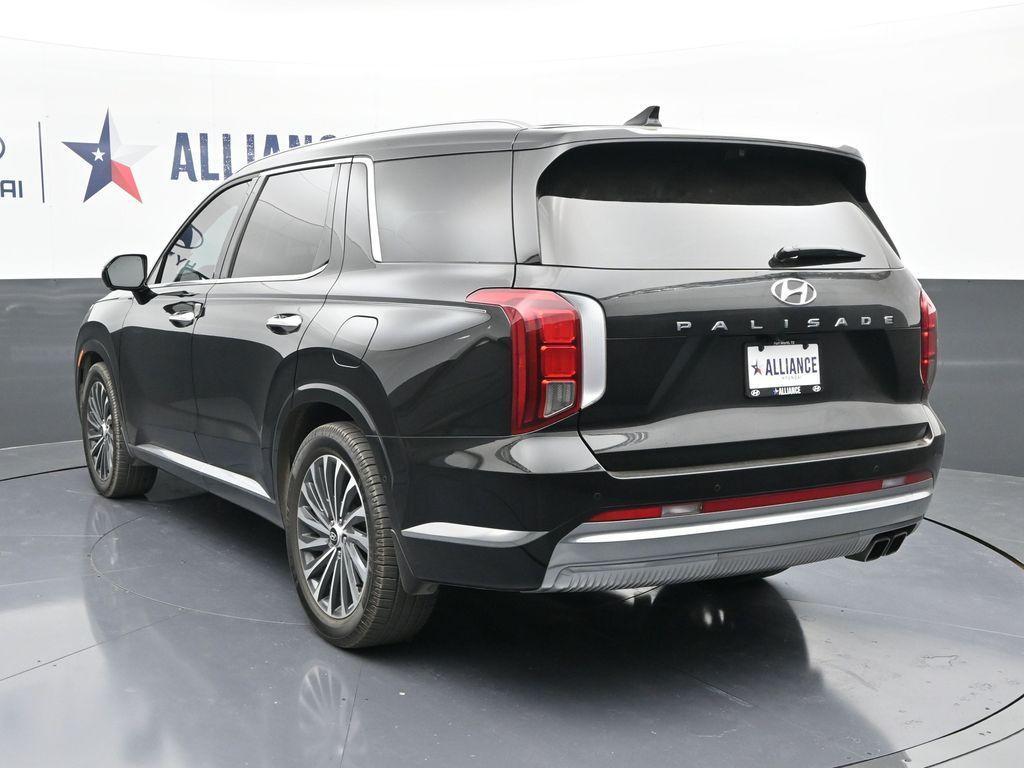 used 2023 Hyundai Palisade car, priced at $34,988