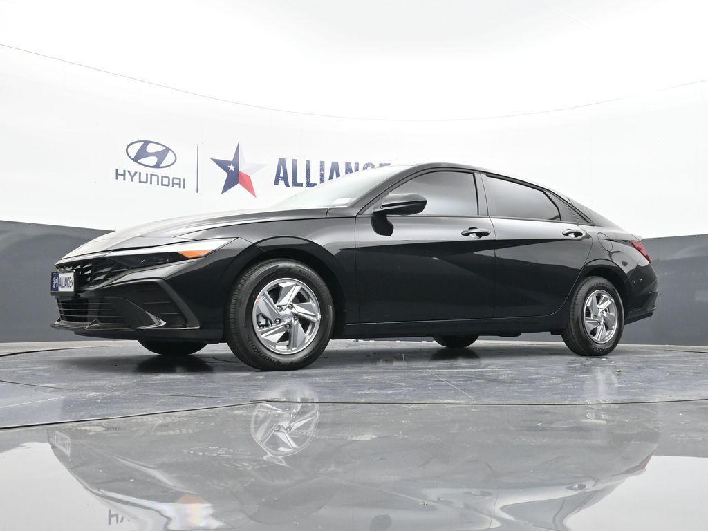 new 2025 Hyundai Elantra car, priced at $21,474