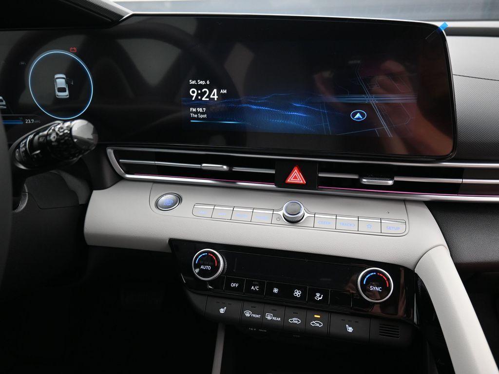 new 2025 Hyundai Elantra car, priced at $27,880