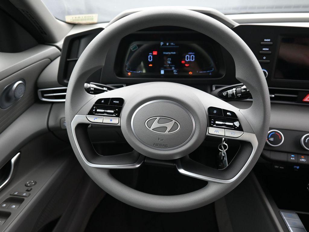 new 2025 Hyundai Elantra car, priced at $21,963
