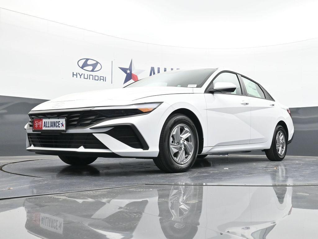 new 2025 Hyundai Elantra car, priced at $21,963