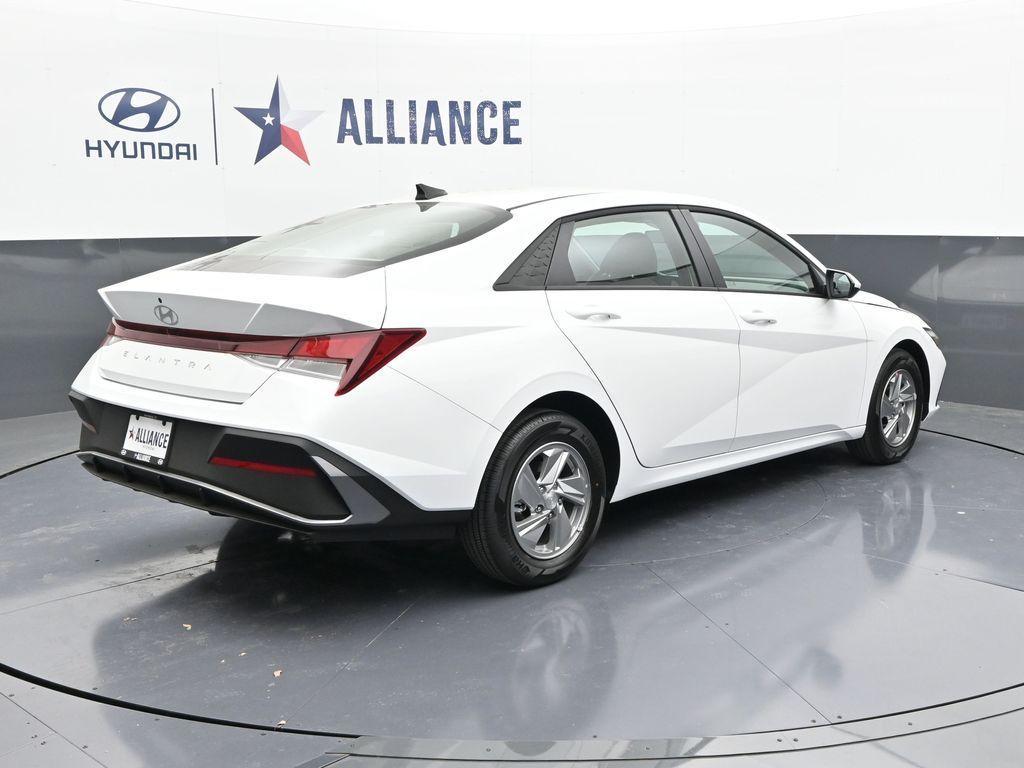new 2025 Hyundai Elantra car, priced at $21,963