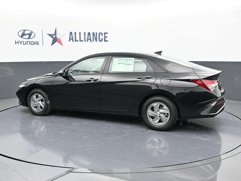 new 2025 Hyundai Elantra car, priced at $21,469