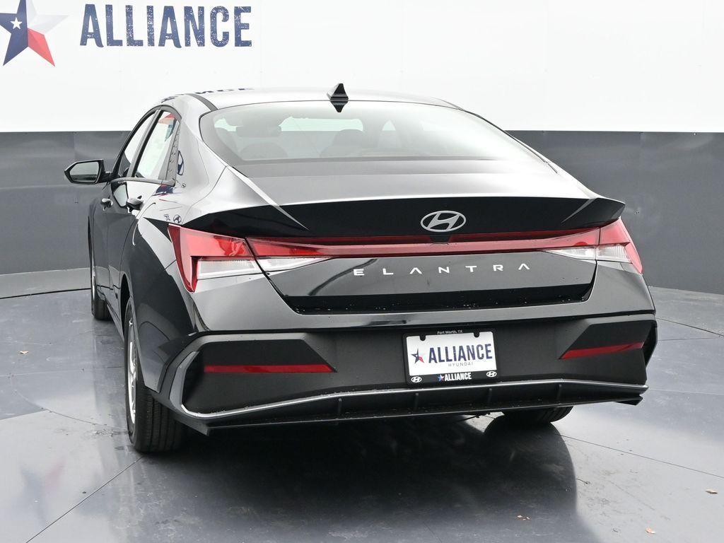 new 2025 Hyundai Elantra car, priced at $21,469