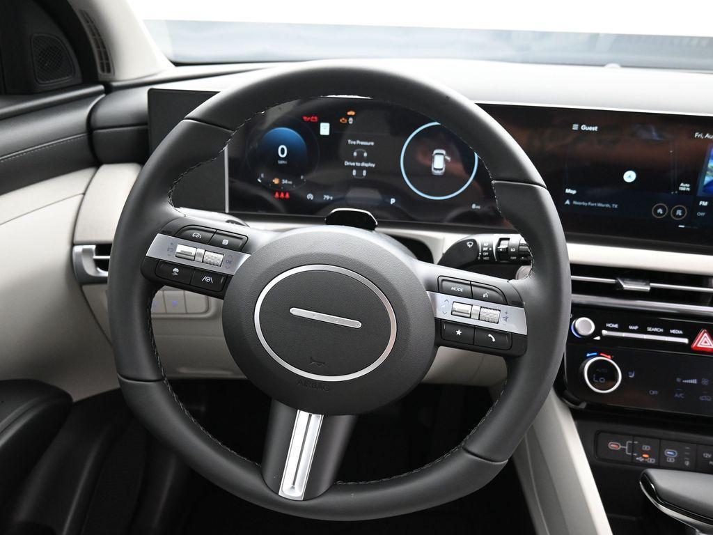 new 2025 Hyundai Tucson car, priced at $30,673