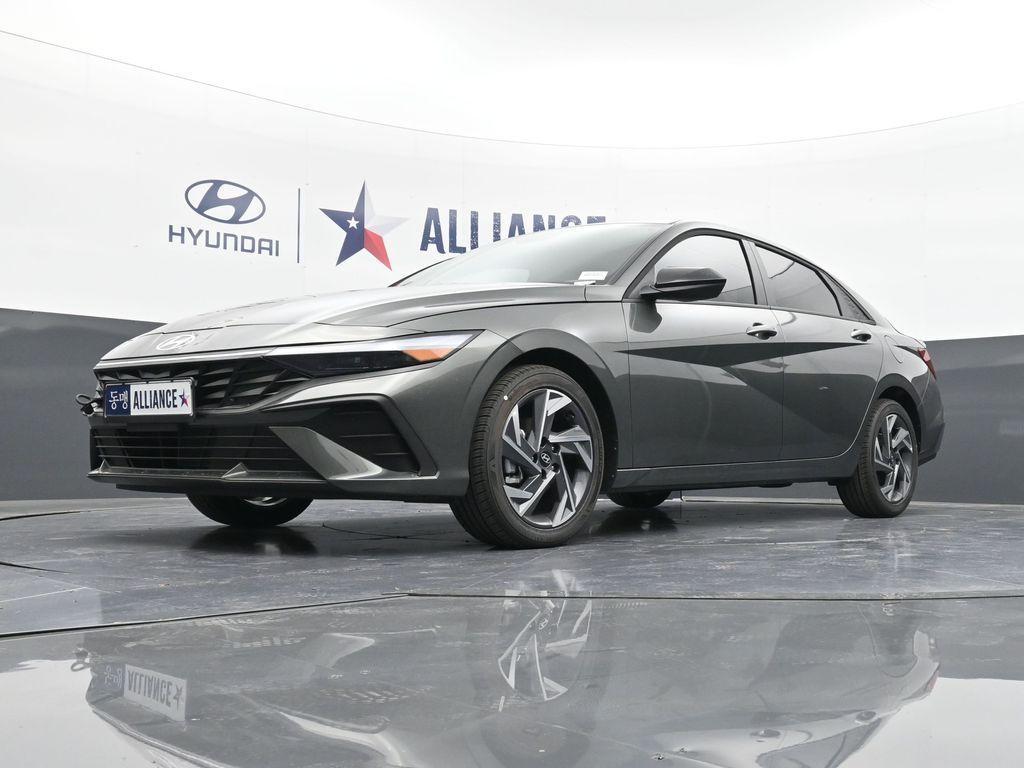 new 2025 Hyundai Elantra car, priced at $22,277