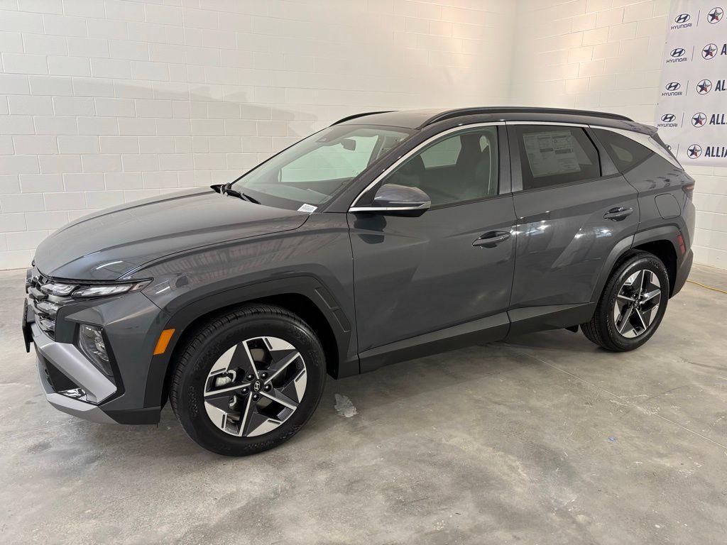 new 2025 Hyundai Tucson car, priced at $31,201