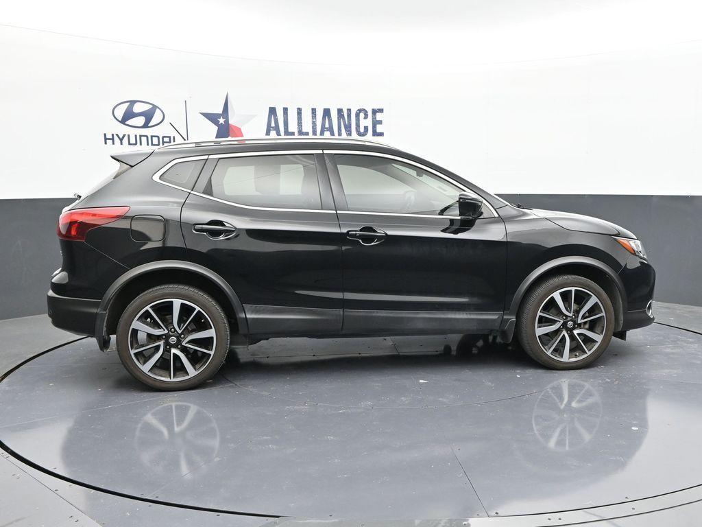 used 2019 Nissan Rogue Sport car, priced at $18,900