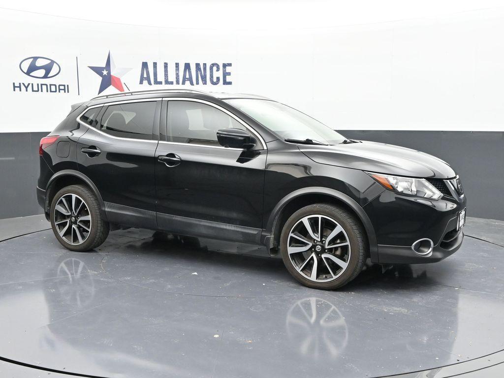 used 2019 Nissan Rogue Sport car, priced at $18,900