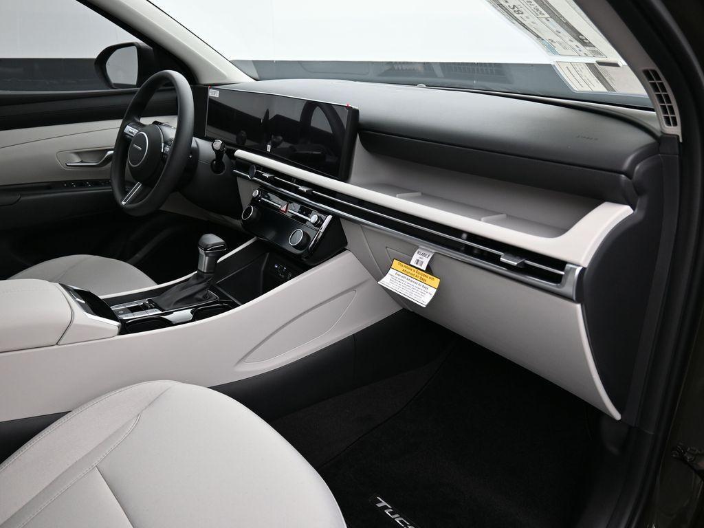 new 2025 Hyundai Tucson car, priced at $27,670