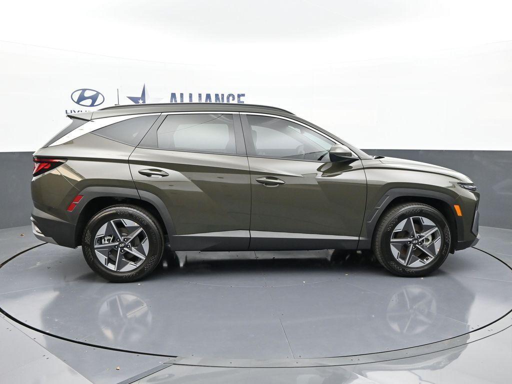 new 2025 Hyundai Tucson car, priced at $27,670