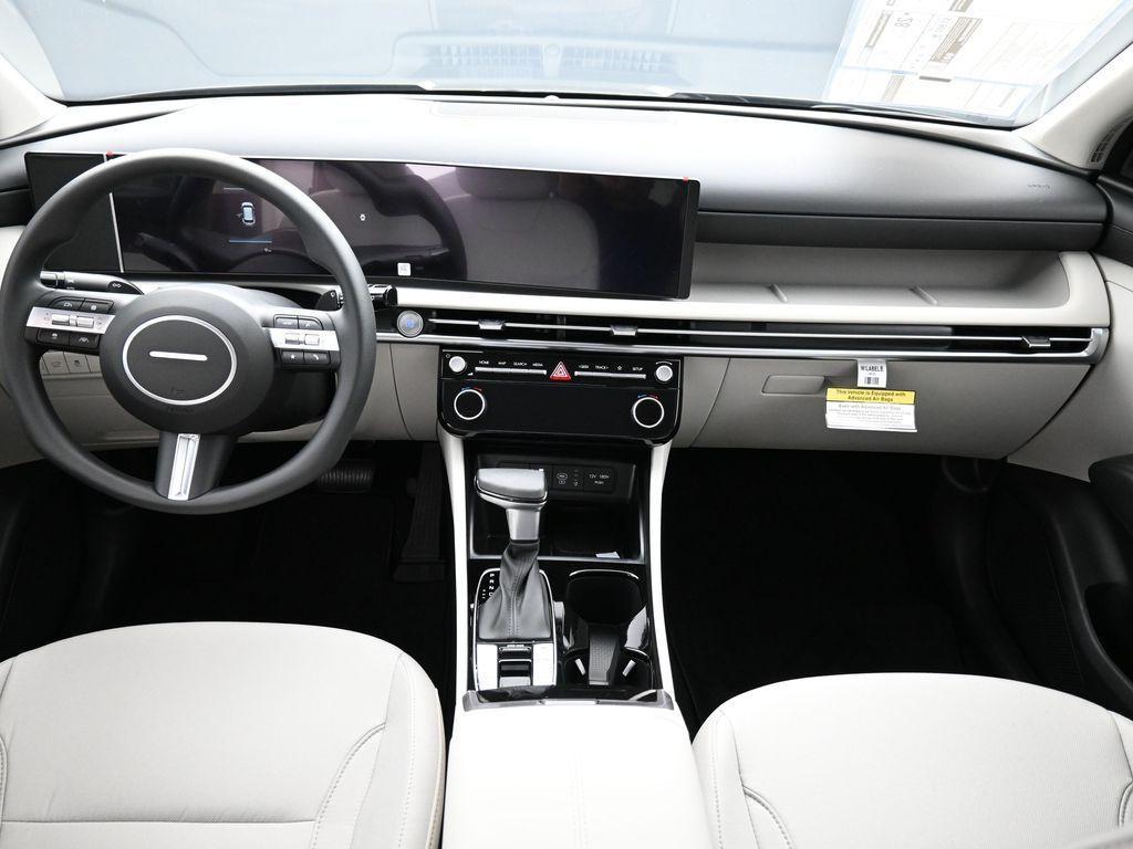 new 2025 Hyundai Tucson car, priced at $27,670
