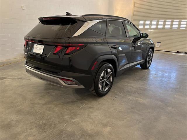 new 2025 Hyundai Tucson car, priced at $30,490
