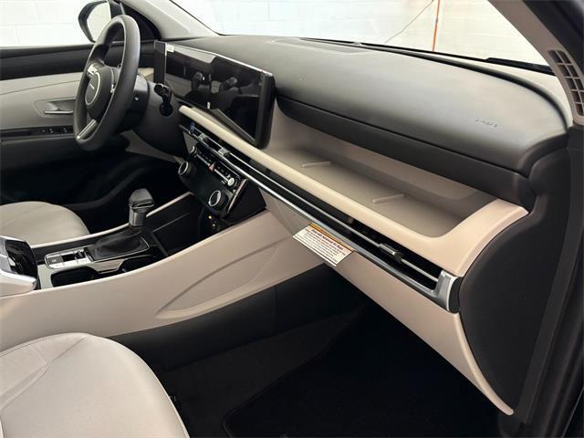 new 2025 Hyundai Tucson car, priced at $30,490