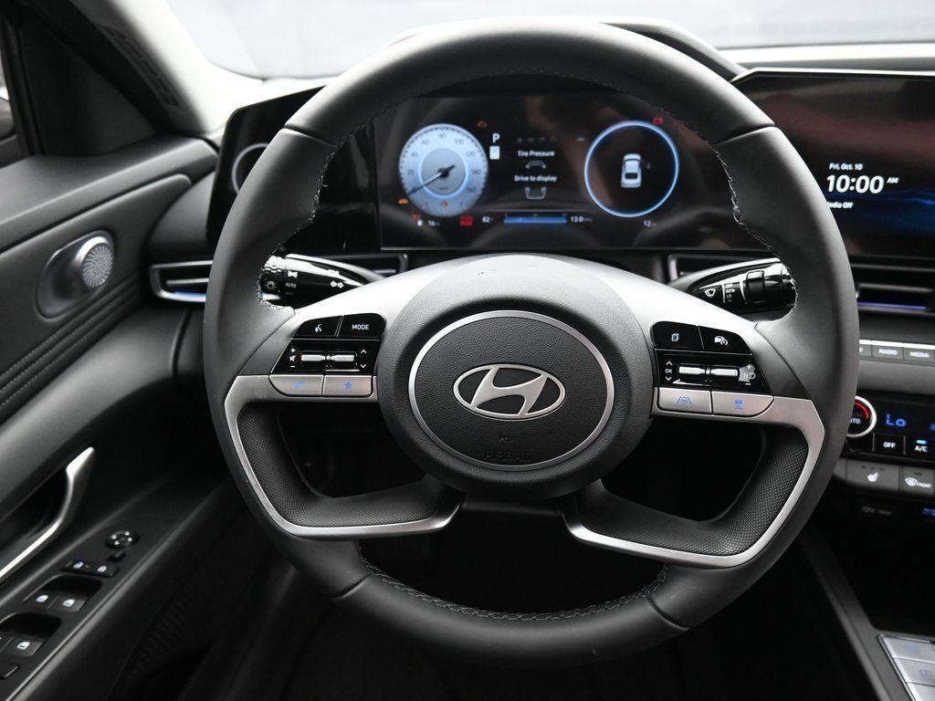 new 2025 Hyundai Elantra car, priced at $24,619