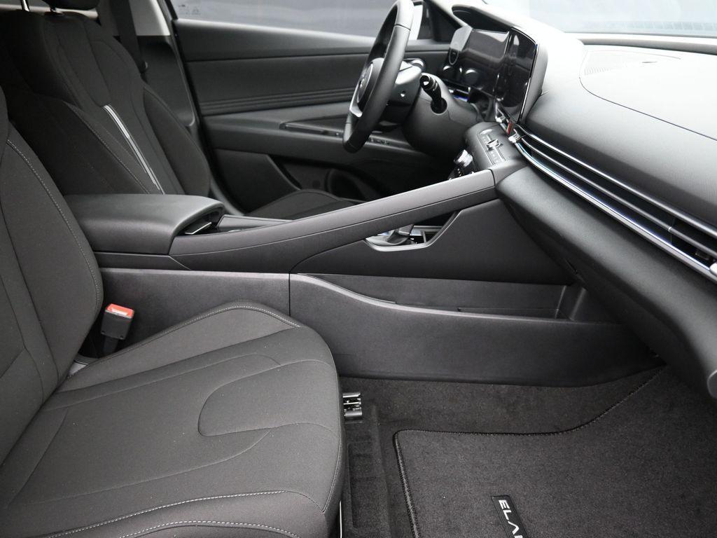 new 2025 Hyundai Elantra car, priced at $24,619