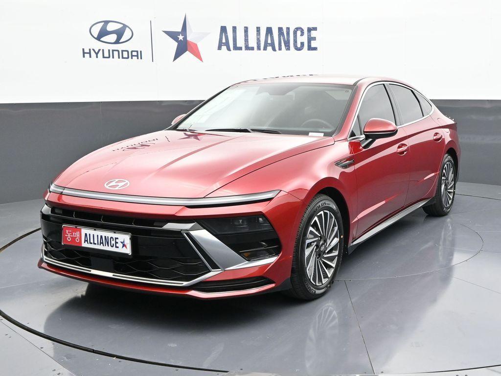 new 2025 Hyundai Sonata Hybrid car, priced at $30,136