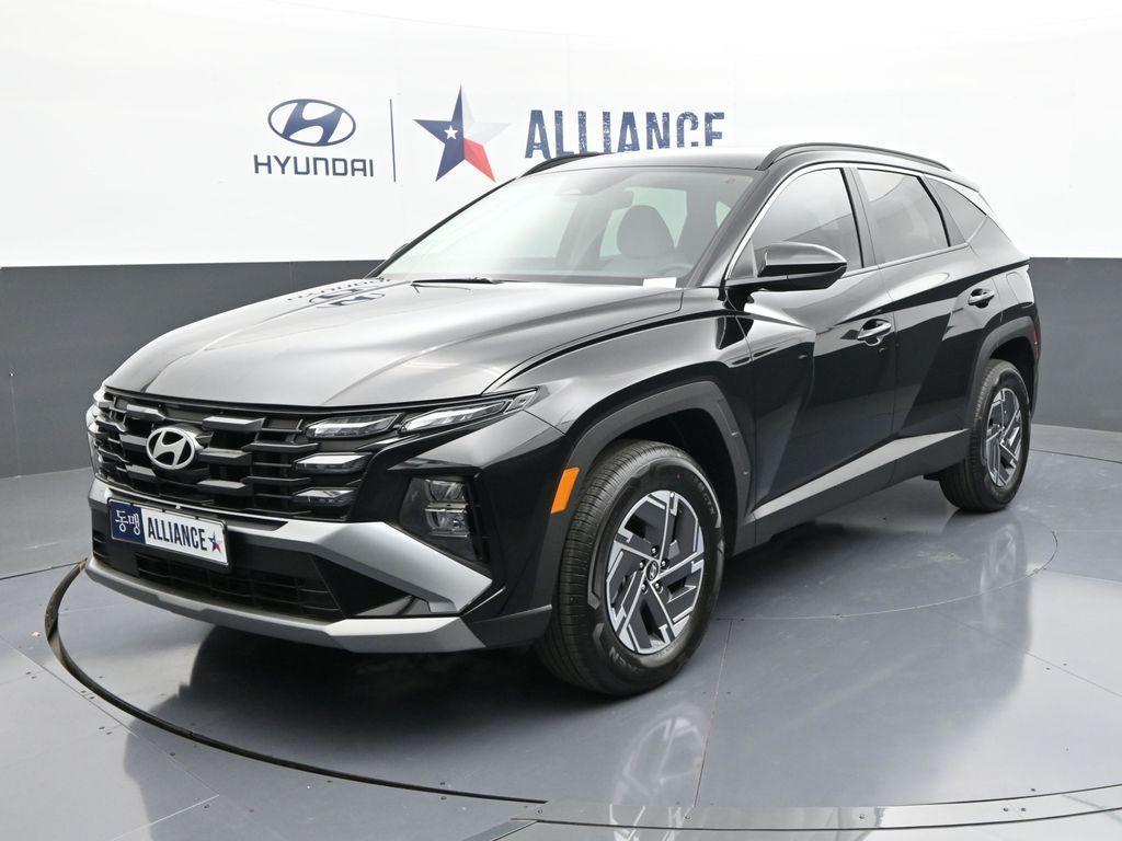 new 2025 Hyundai TUCSON Hybrid car, priced at $31,607