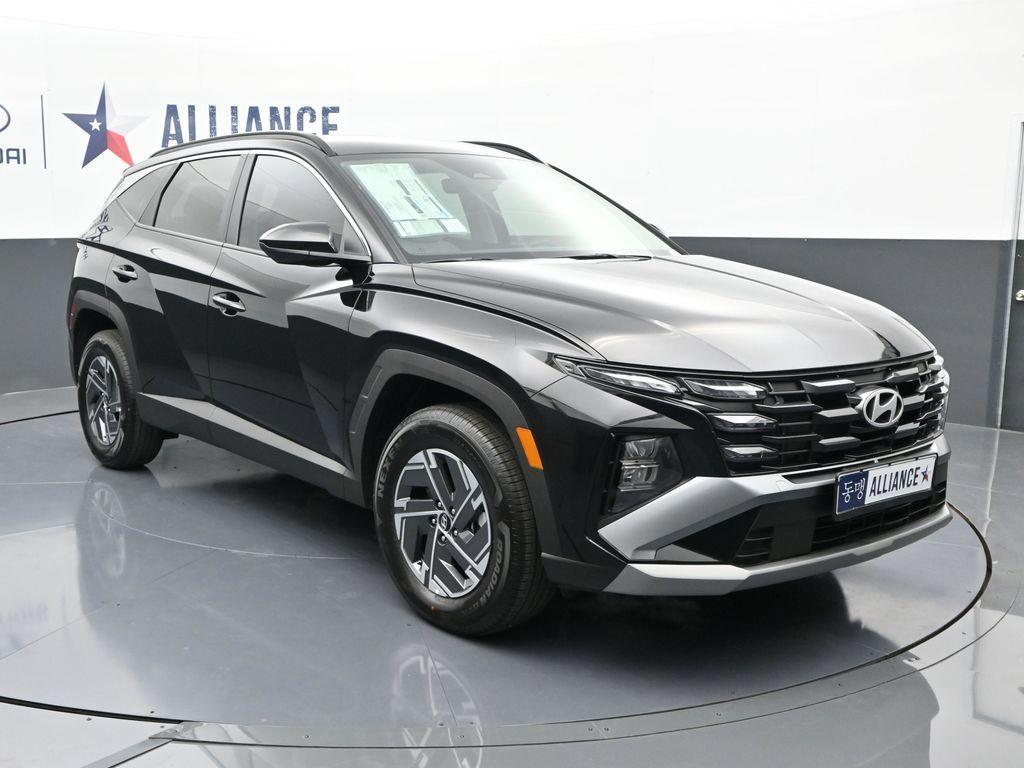 new 2025 Hyundai TUCSON Hybrid car, priced at $31,607