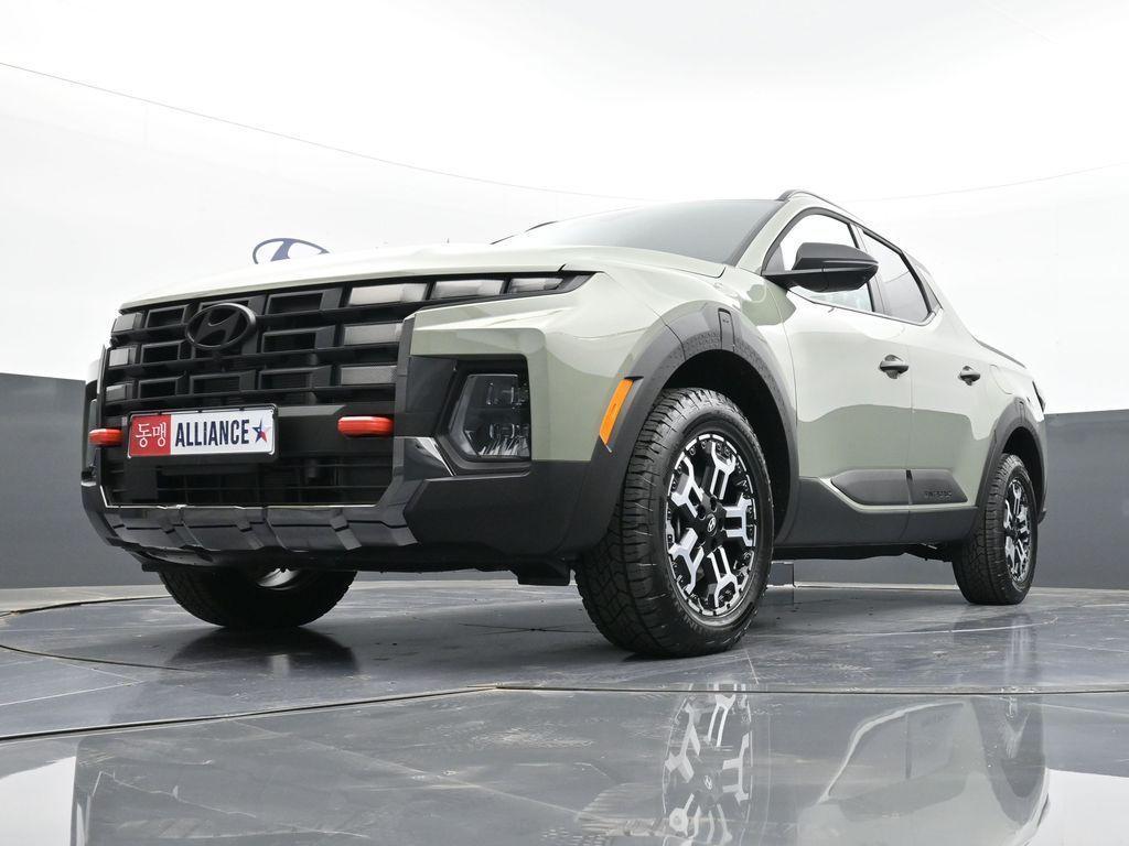 new 2025 Hyundai SANTA CRUZ car, priced at $39,182