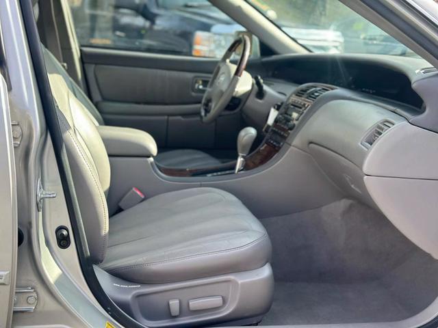 used 2004 Toyota Avalon car, priced at $6,495