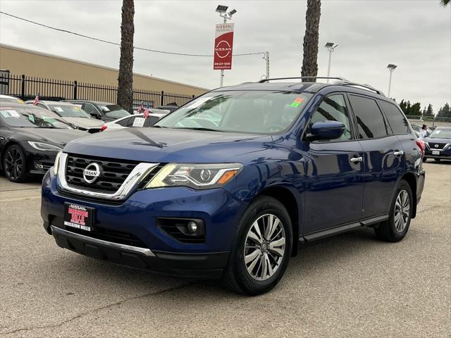 used 2020 Nissan Pathfinder car, priced at $22,653