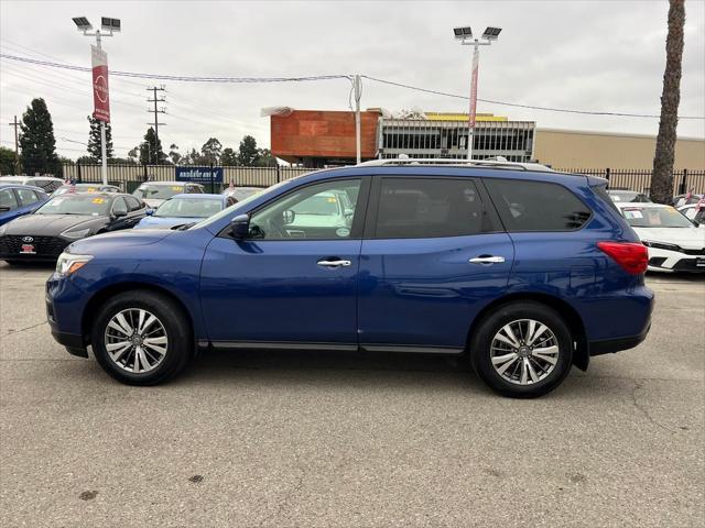 used 2020 Nissan Pathfinder car, priced at $22,653