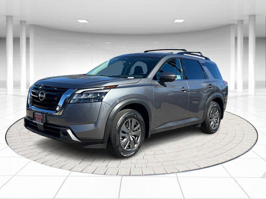used 2025 Nissan Pathfinder car, priced at $40,589