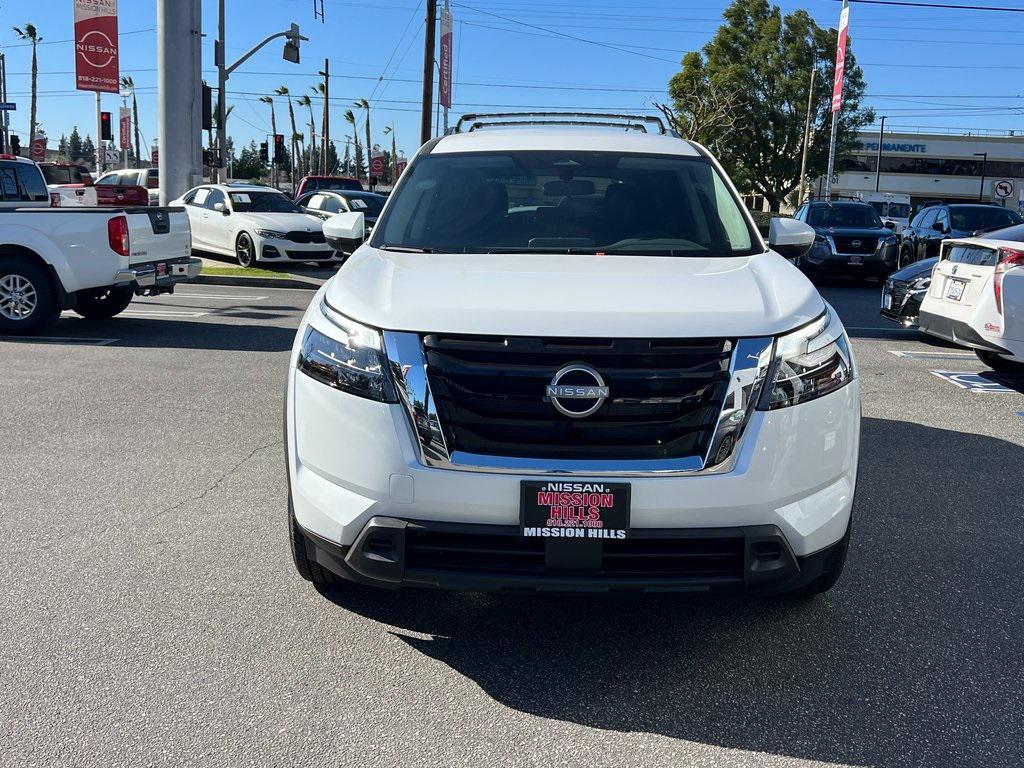 new 2025 Nissan Pathfinder car, priced at $39,480